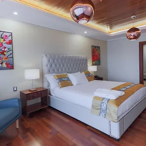 https://hotel-vista-quince.guatemalaantiguahotels.com